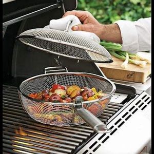 Williams Sonoma Mesh Fry Pan And Chefs Pan W/ Lid